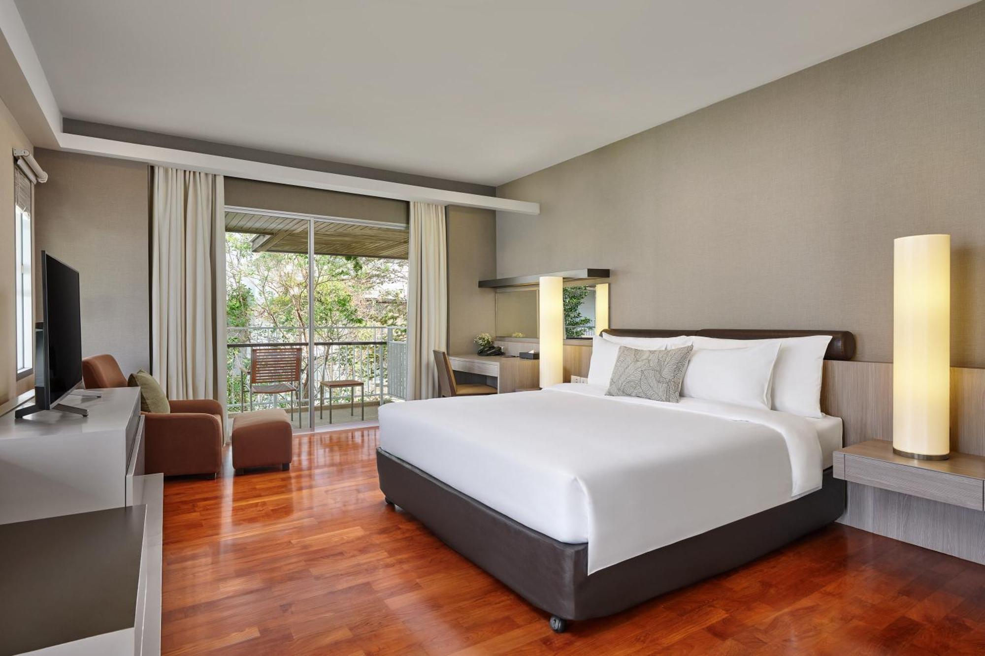 Khách sạn The Park Nine Srinakarin Bangkok