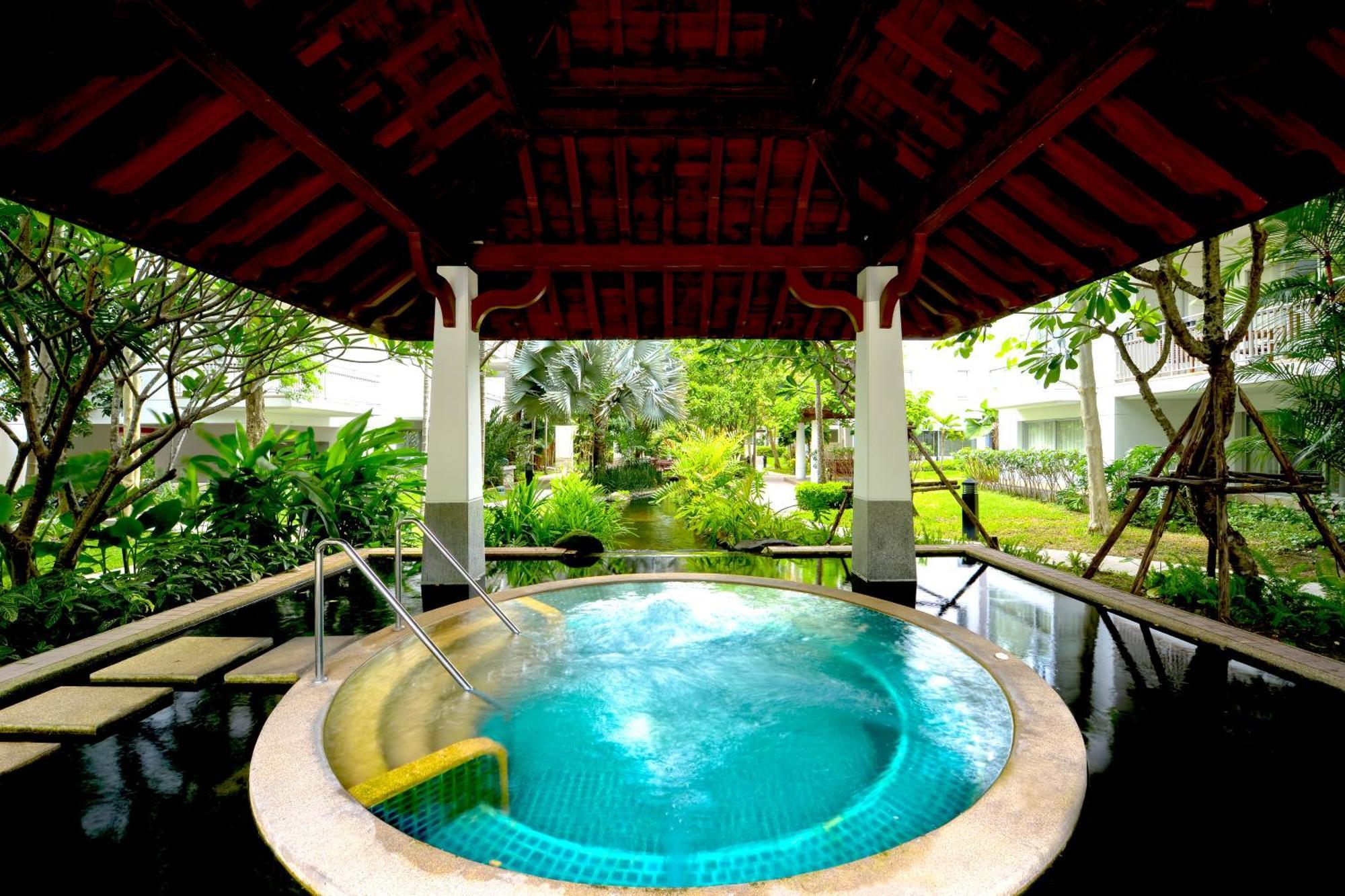 Khách sạn The Park Nine Srinakarin 4*